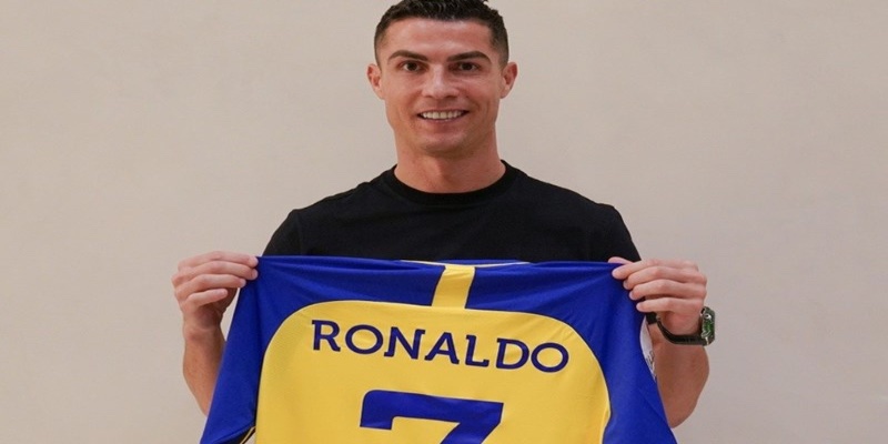 Người hâm mộ Saudi Arabia quay lưng với Ronaldo